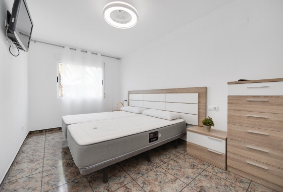 Reventa - APARTAMENTO - Torrevieja - PLAYA NAUFRAGOS