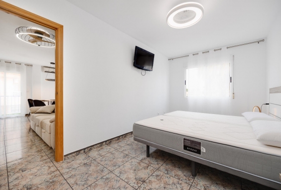 Reventa - APARTAMENTO - Torrevieja - PLAYA NAUFRAGOS