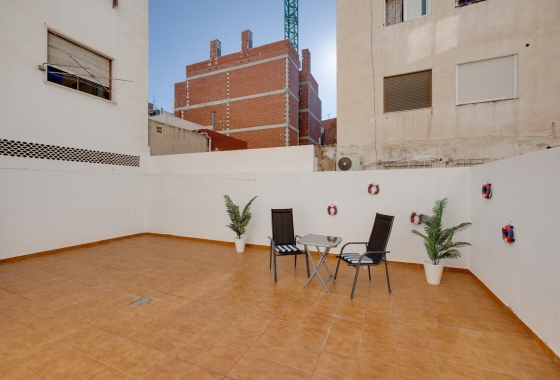 Resale - APARTAMENTO - Torrevieja - Playa del Cura