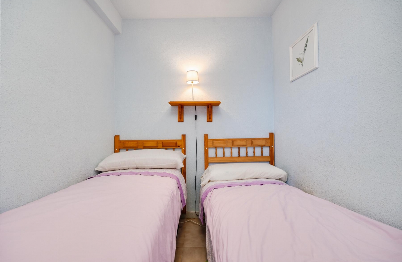 Wiederverkauf - APARTAMENTO - Torrevieja - CABO CERVERA