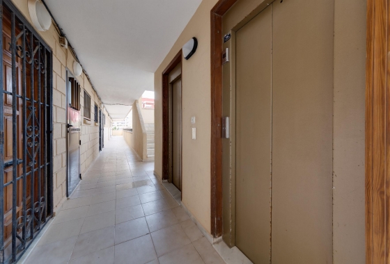 Wiederverkauf - APARTAMENTO - Torrevieja - CABO CERVERA