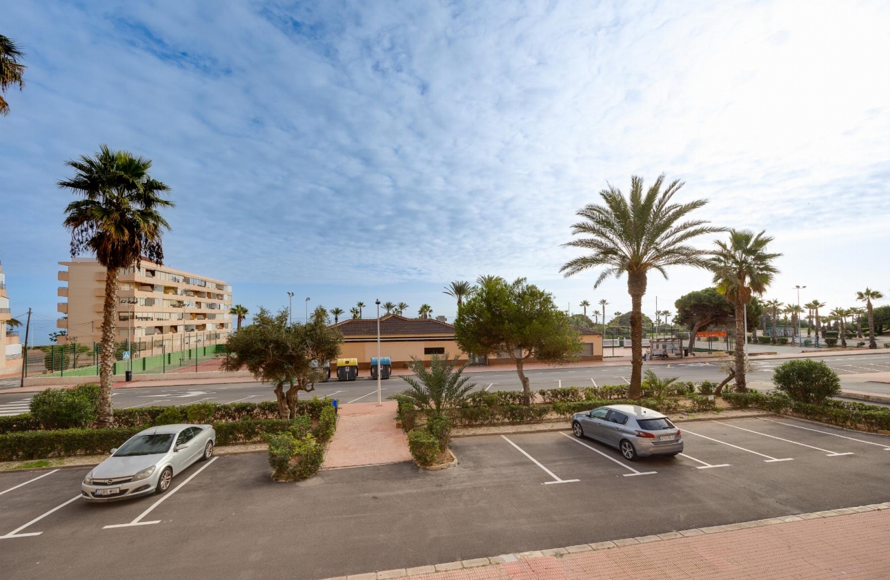 Wiederverkauf - APARTAMENTO - Torrevieja - CABO CERVERA