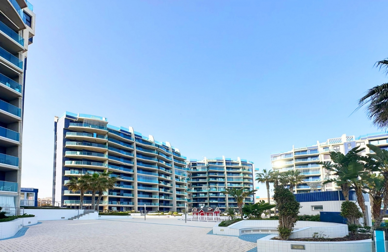 Wiederverkauf - Wohnung - Torrevieja - Punta Prima