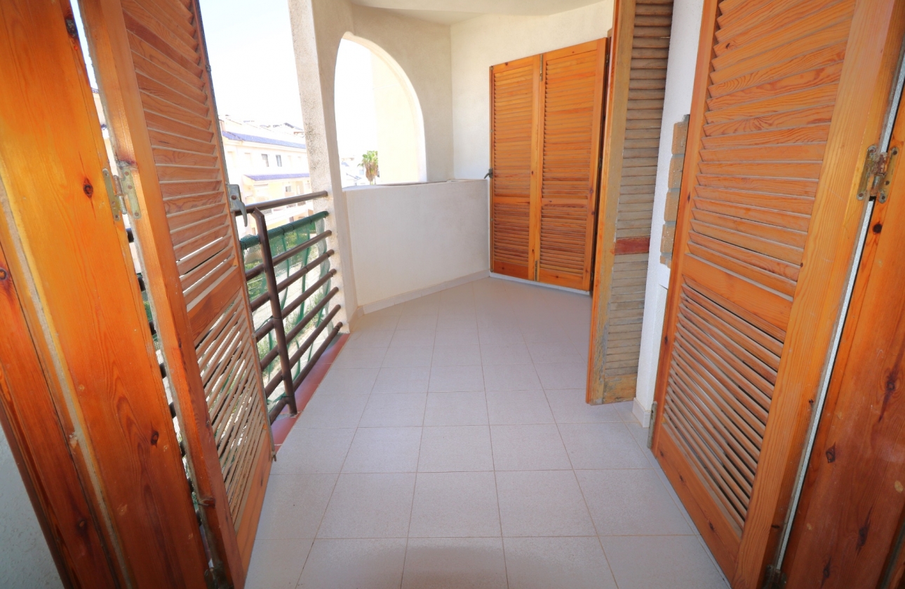 Resale - Apartment - Torrevieja - La Veleta