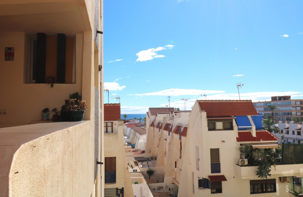 Resale - Apartment - Torrevieja - La Veleta