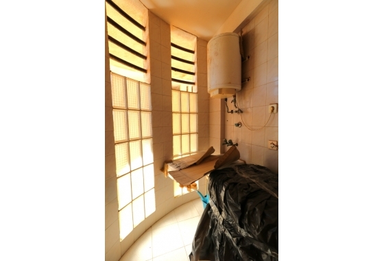 Resale - Apartment - Torrevieja - La Veleta