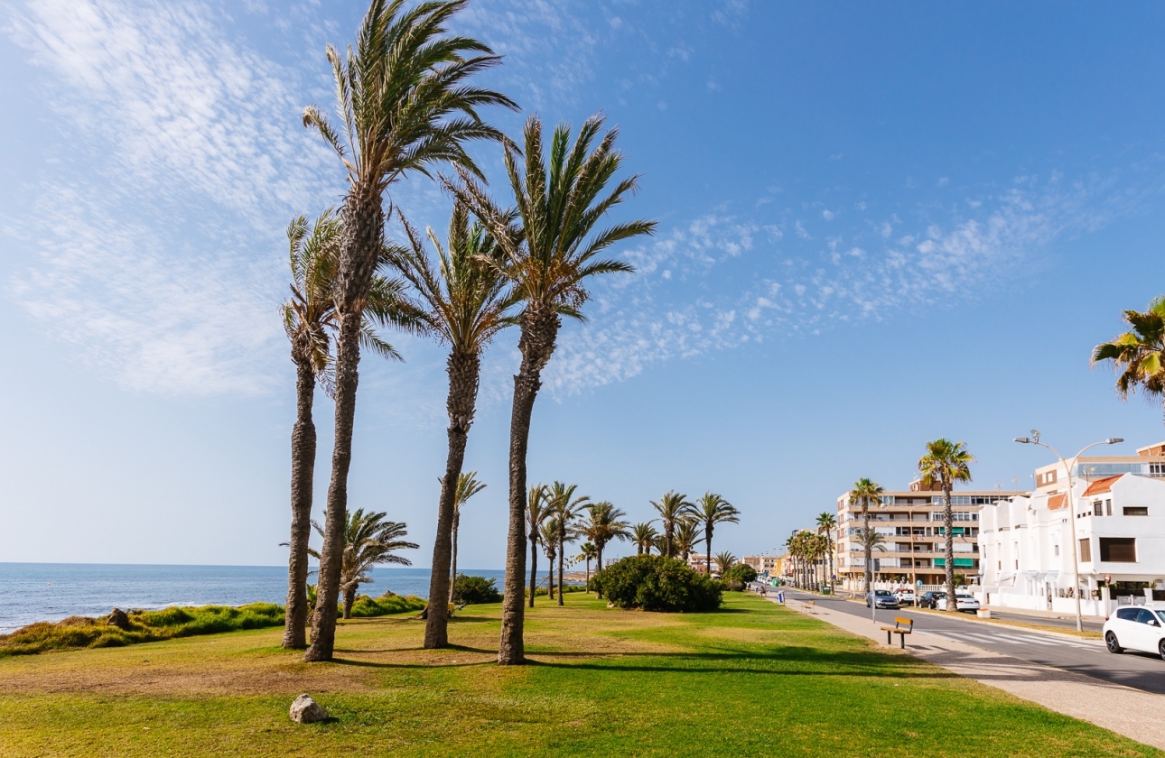 Resale - Apartment - Torrevieja - La Veleta