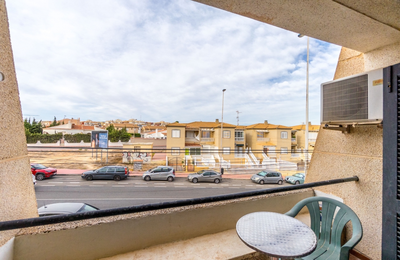 Wiederverkauf - Wohnung - Torrevieja - Cabo Cervera