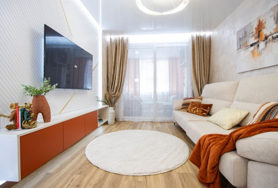 Resale - Apartment - Torrevieja - Centro