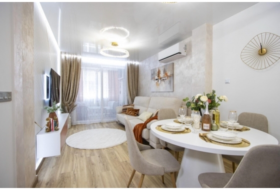 Resale - Apartment - Torrevieja - Centro