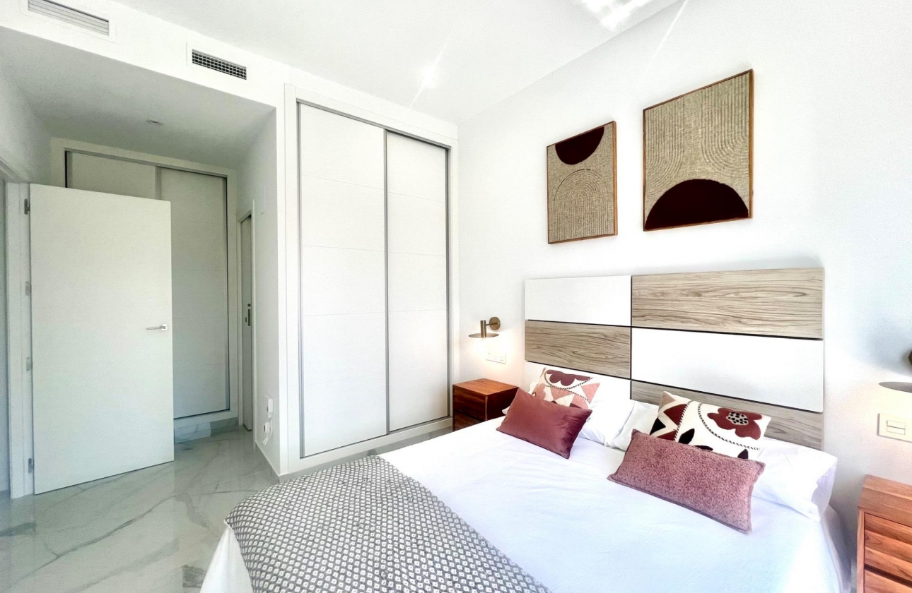 Resale - Villa - Torrevieja - La Siesta - El Salado - Torreta