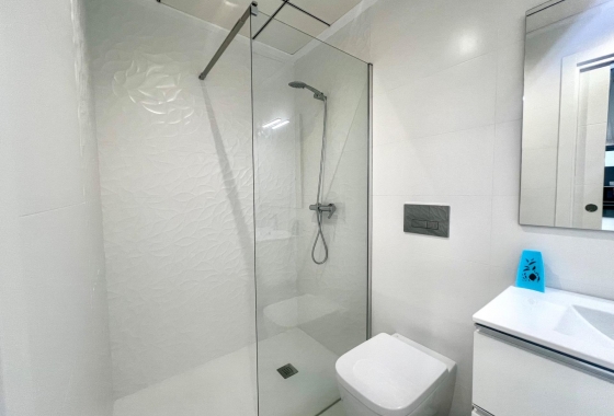 Resale - Villa - Torrevieja - La Siesta - El Salado - Torreta