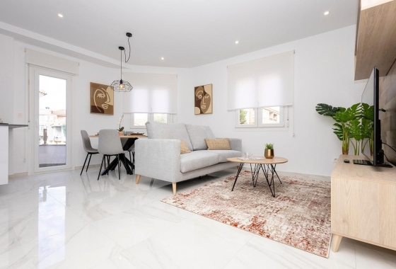 Resale - Apartment - Jacarilla