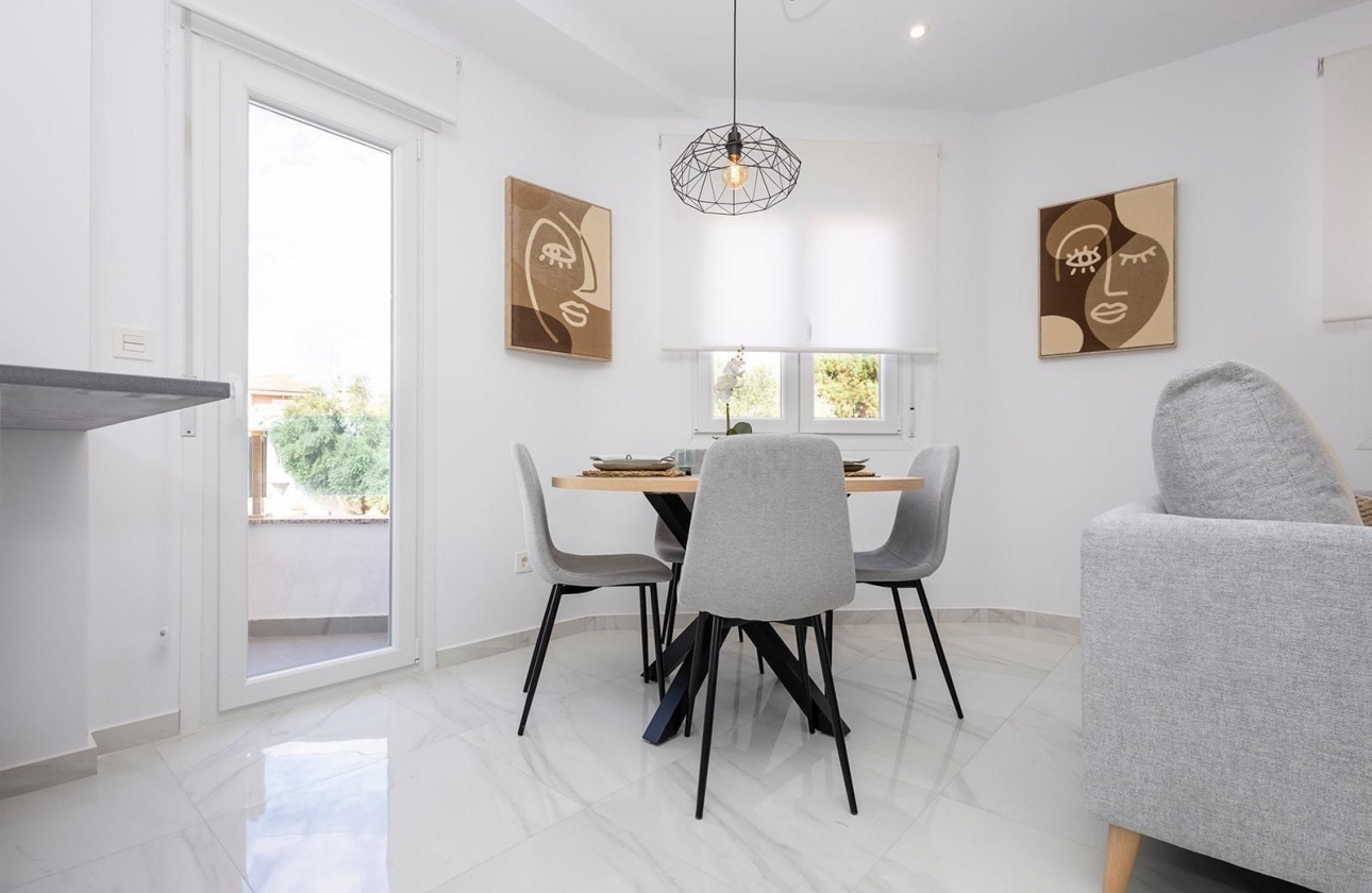 Resale - Apartment - Jacarilla