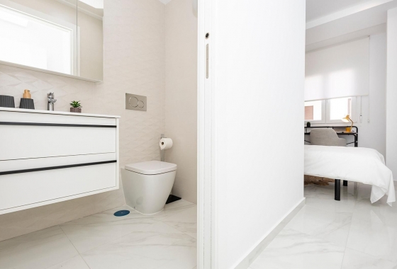 Resale - Apartment - Jacarilla