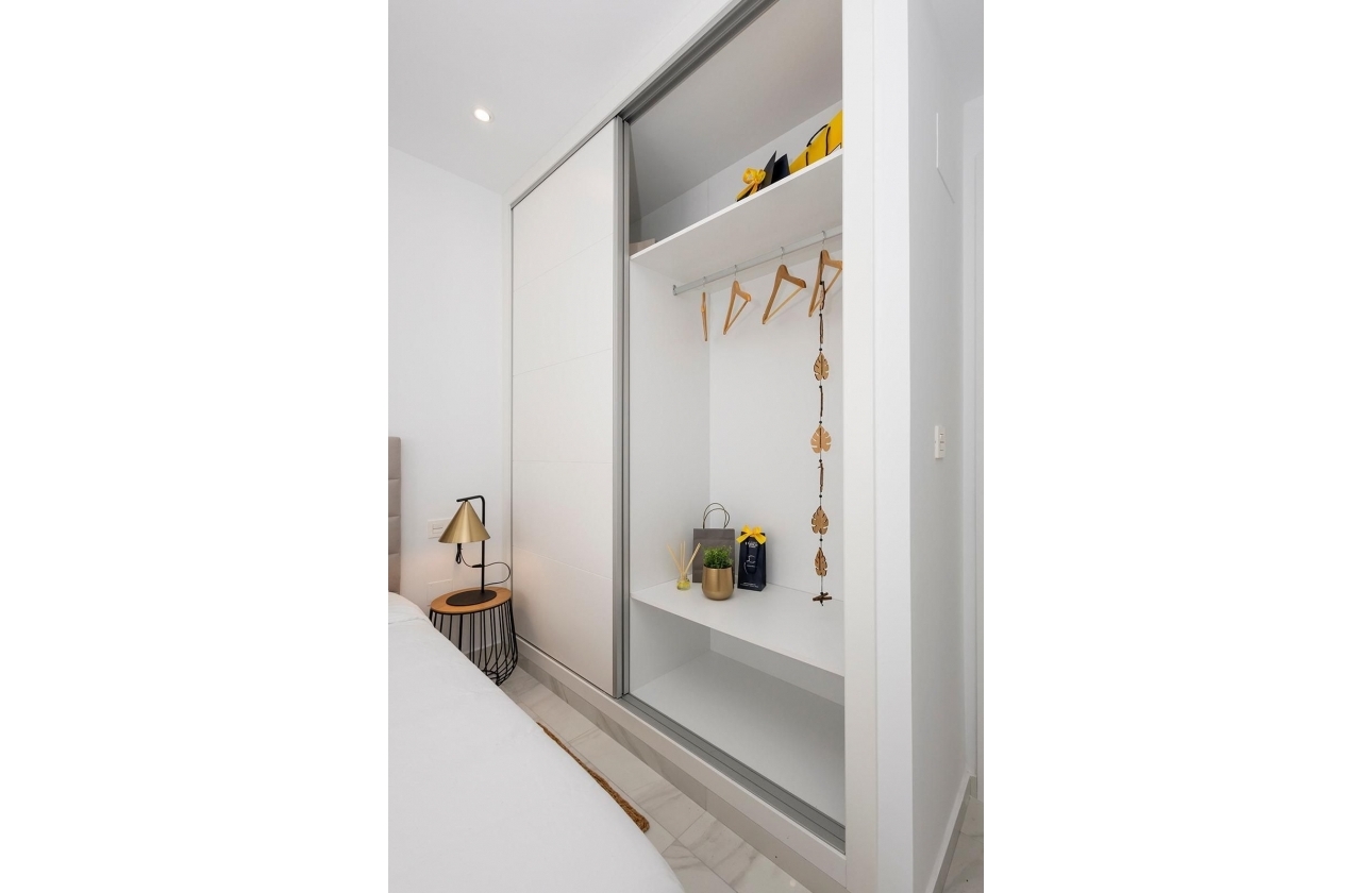 Resale - Apartment - Jacarilla