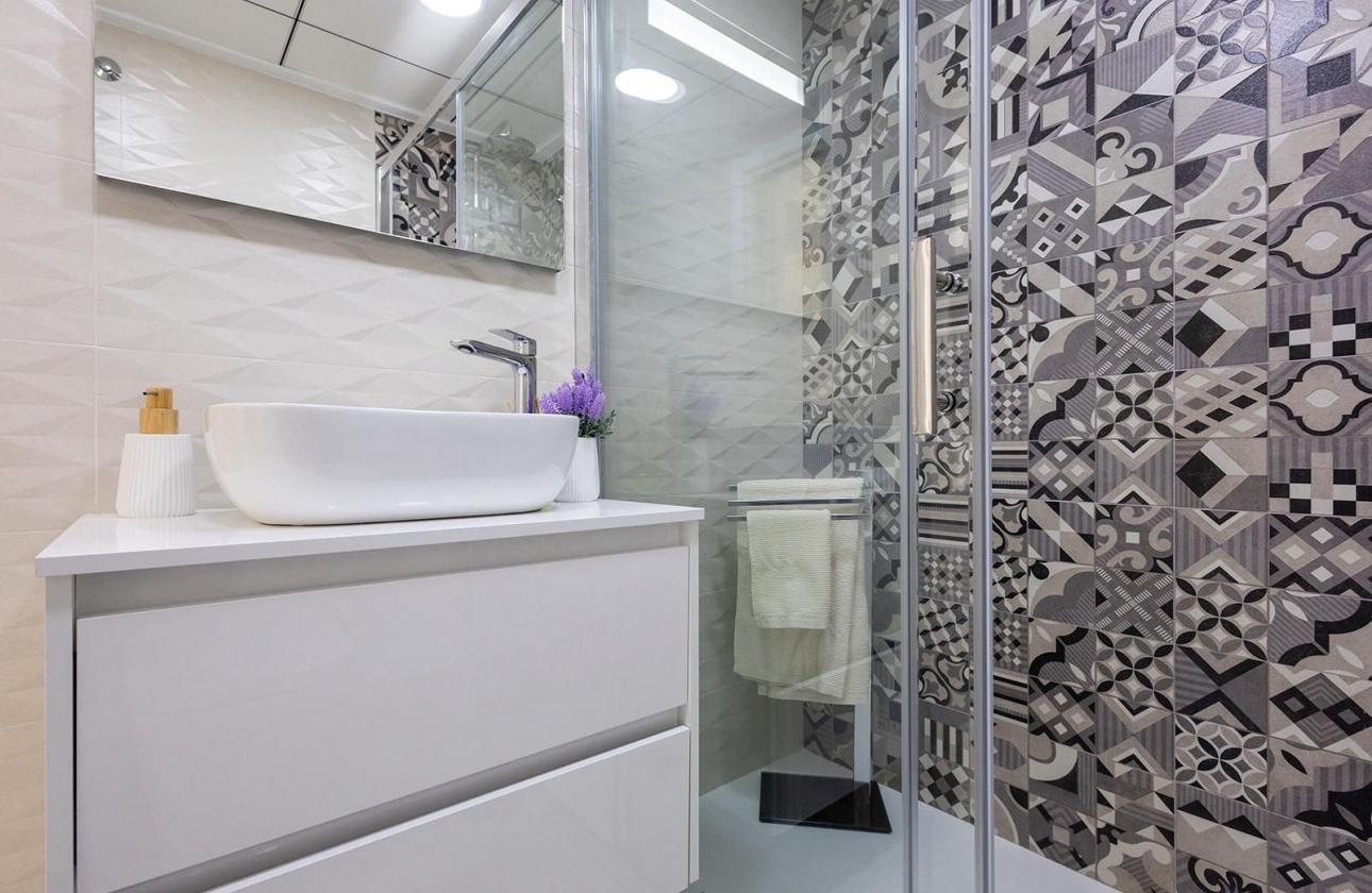 Resale - Apartment - Jacarilla