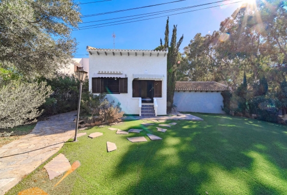 Resale - Villa - Orihuela-Costa - Playa Flamenca