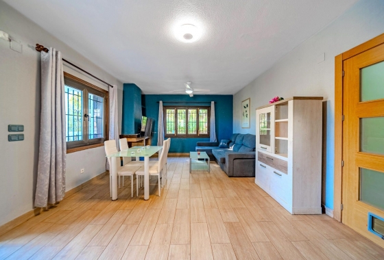 Resale - Villa - Orihuela-Costa - Playa Flamenca