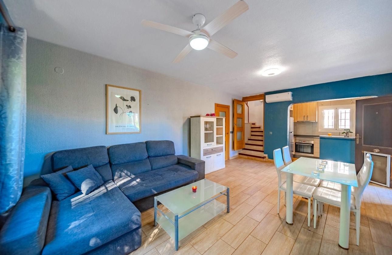 Resale - Villa - Orihuela-Costa - Playa Flamenca