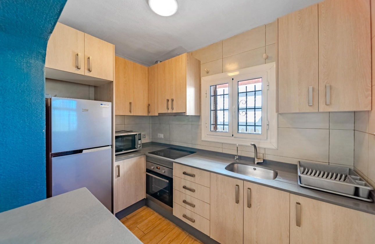 Resale - Villa - Orihuela-Costa - Playa Flamenca