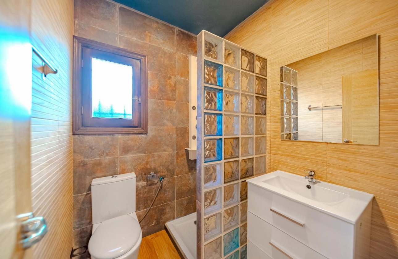 Resale - Villa - Orihuela-Costa - Playa Flamenca