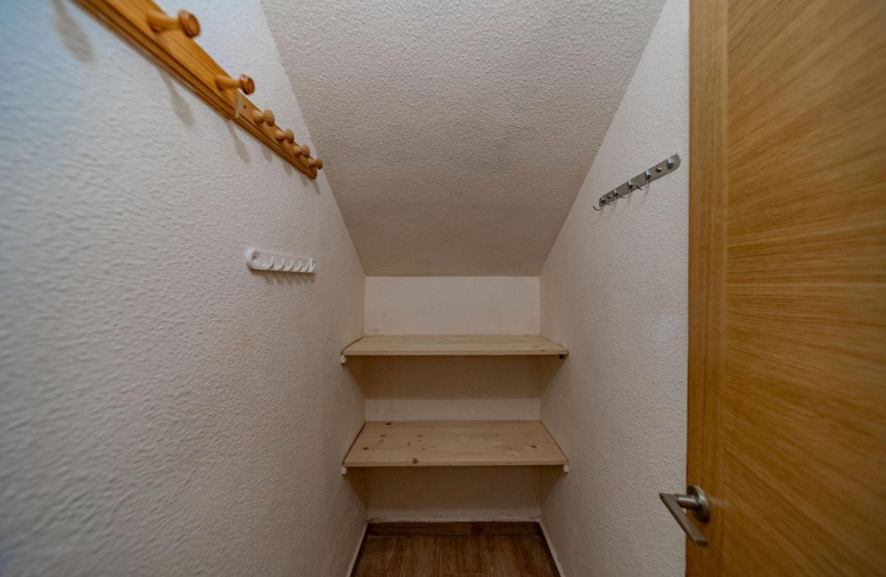 Resale - Villa - Orihuela-Costa - Playa Flamenca