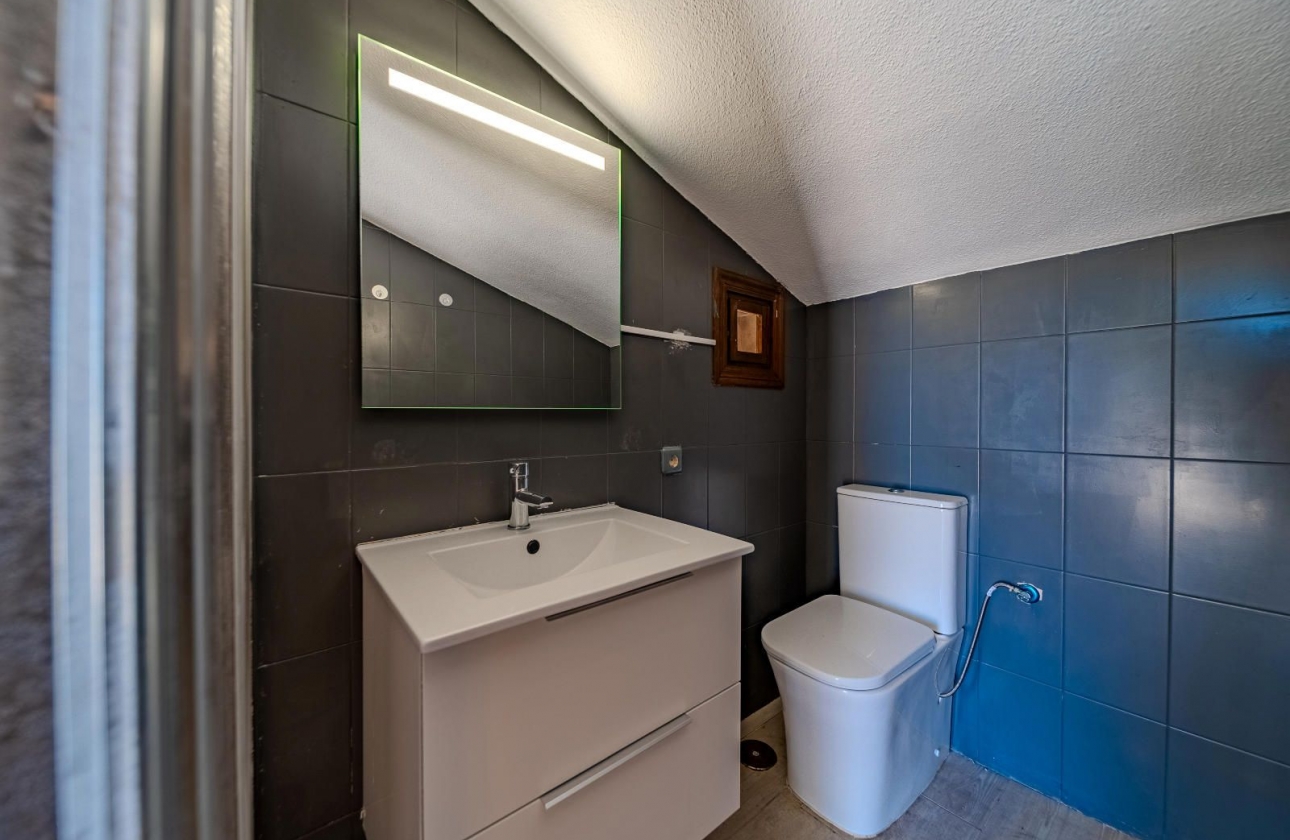 Resale - Villa - Orihuela-Costa - Playa Flamenca