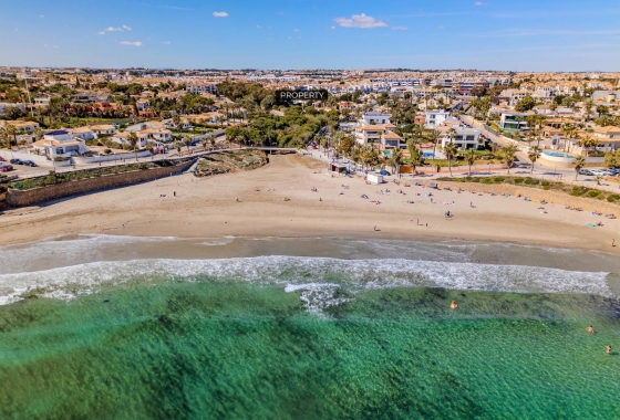 Resale - Villa - Orihuela-Costa - Playa Flamenca