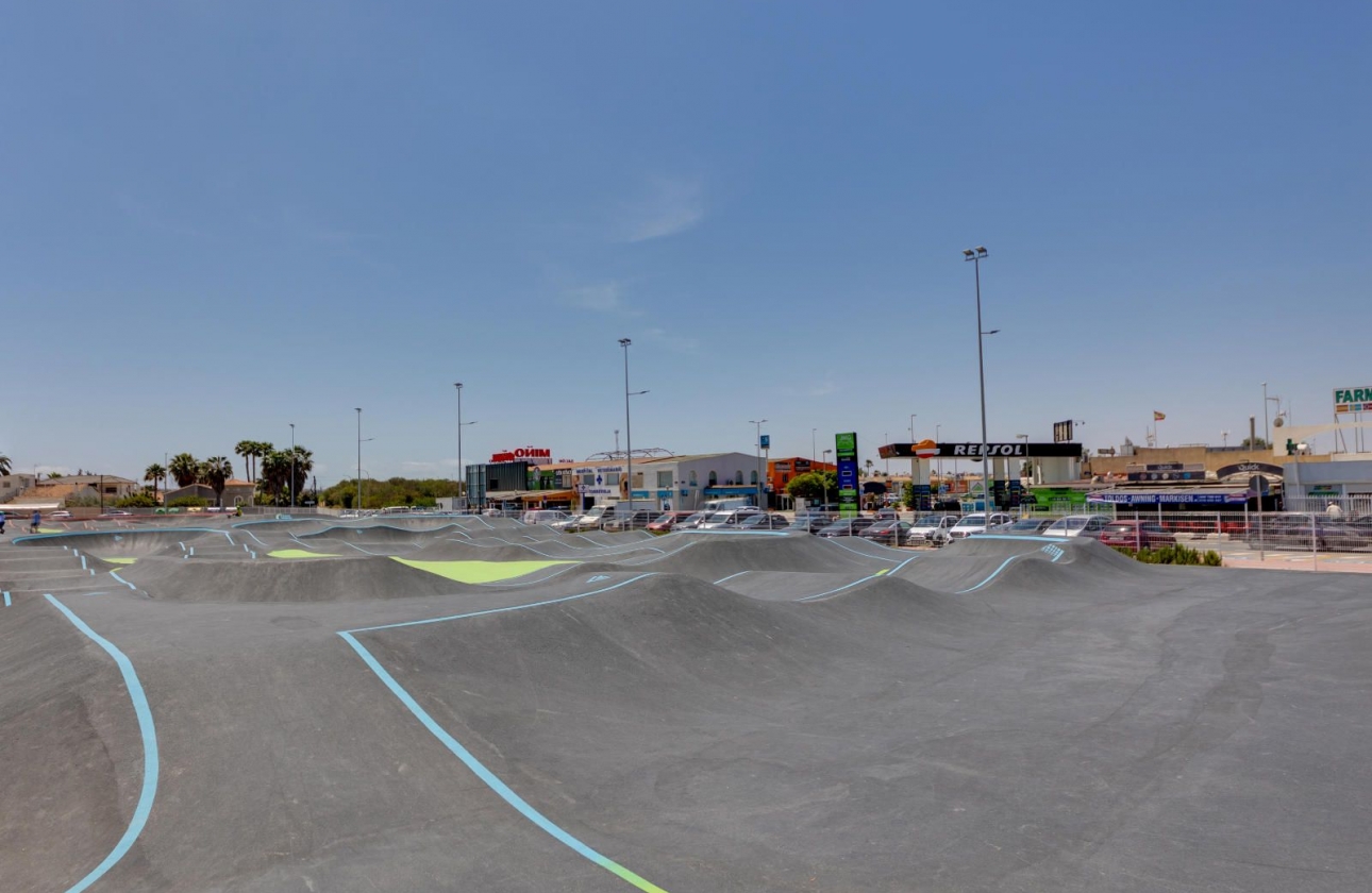 Revente - Maison de ville - Torrevieja