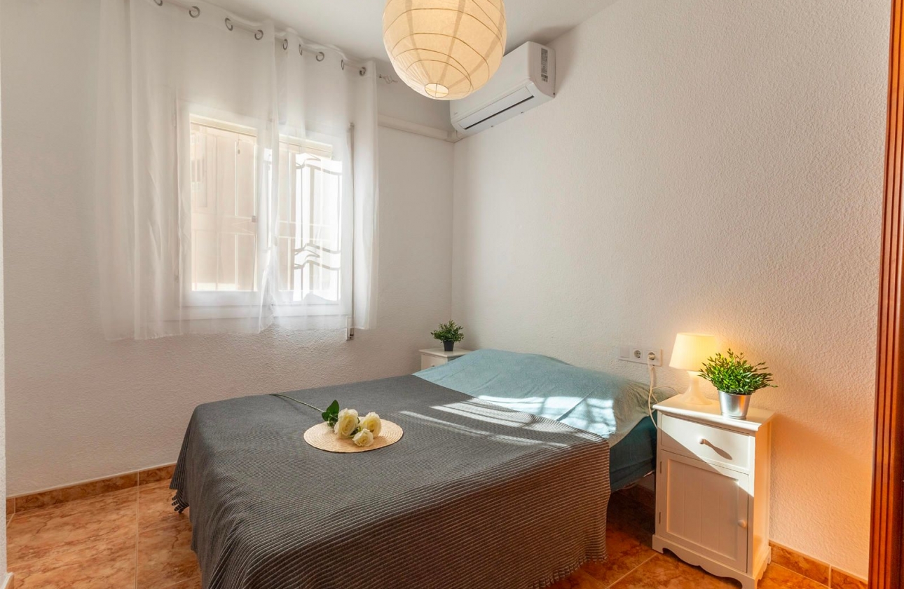 Wiederverkauf - Wohnung - Torrevieja - Cabo Cervera