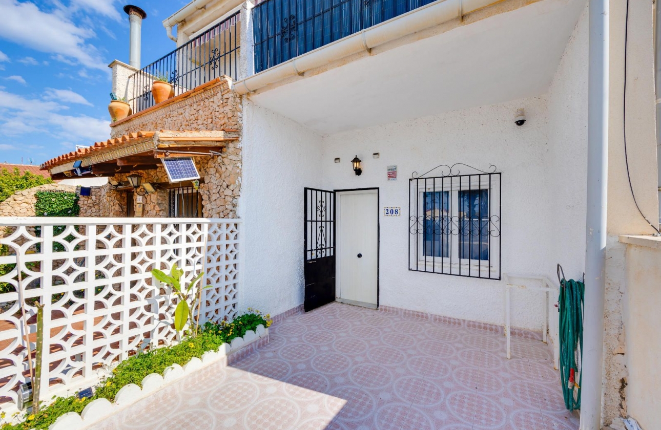 Resale - Townhouse - Torrevieja - Torretas