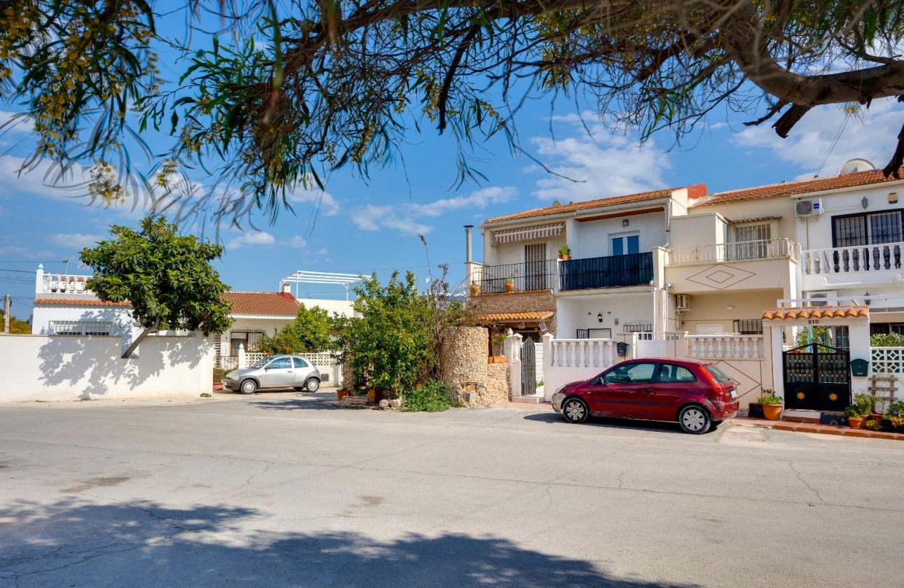 Resale - Townhouse - Torrevieja - Torretas