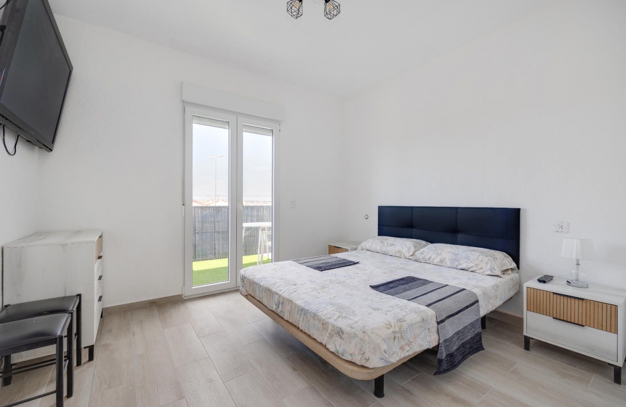 Resale - Townhouse - Torrevieja - Torretas