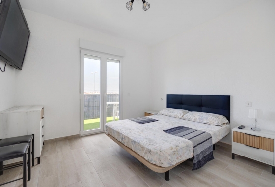 Resale - Townhouse - Torrevieja - Torretas