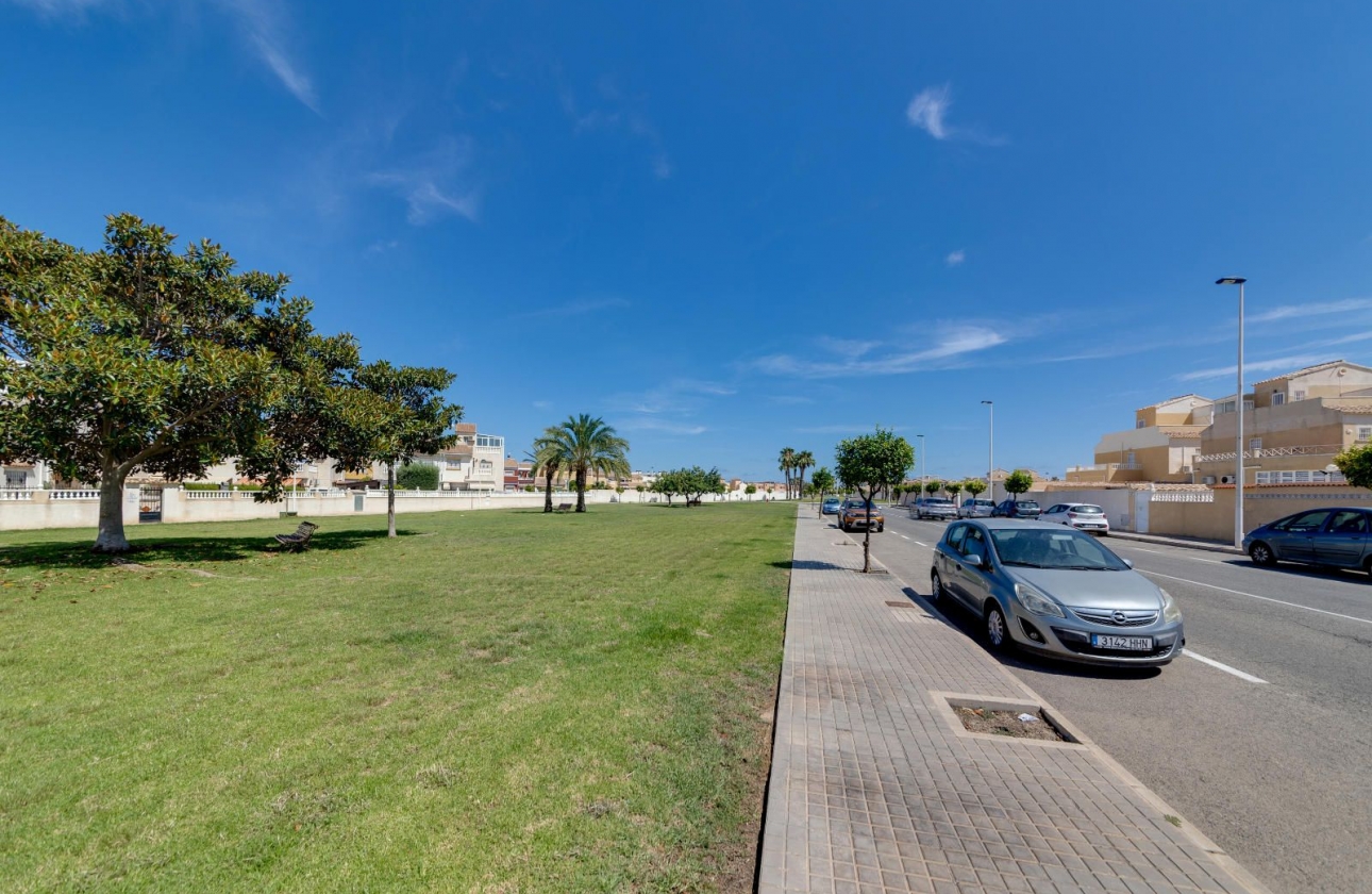 Resale - Townhouse - Torrevieja - Torretas