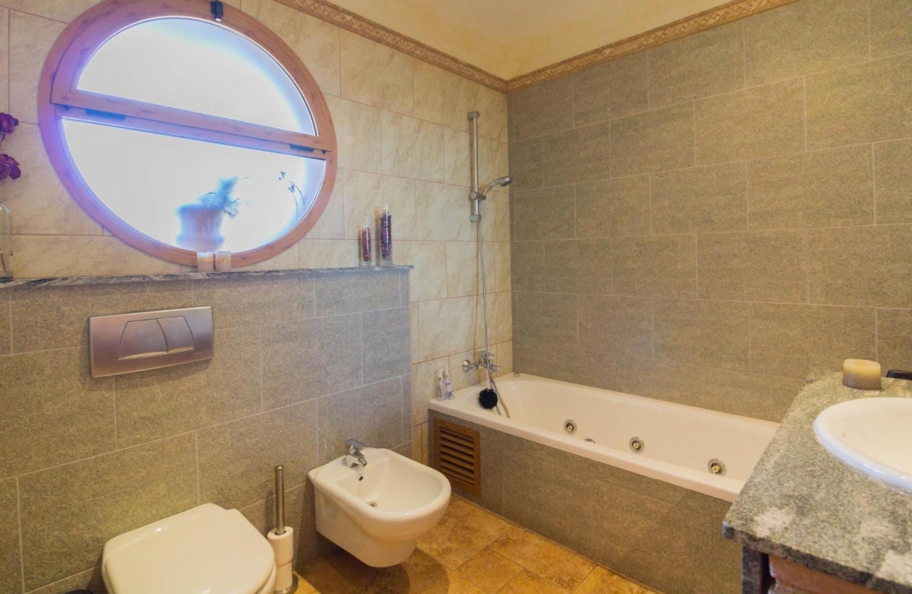 Revente - Villa - Redovan