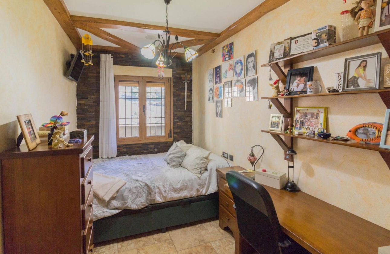 Revente - Villa - Redovan