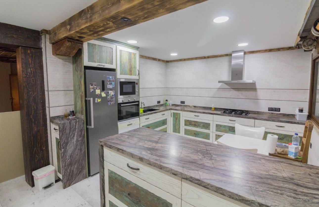 Revente - Villa - Redovan