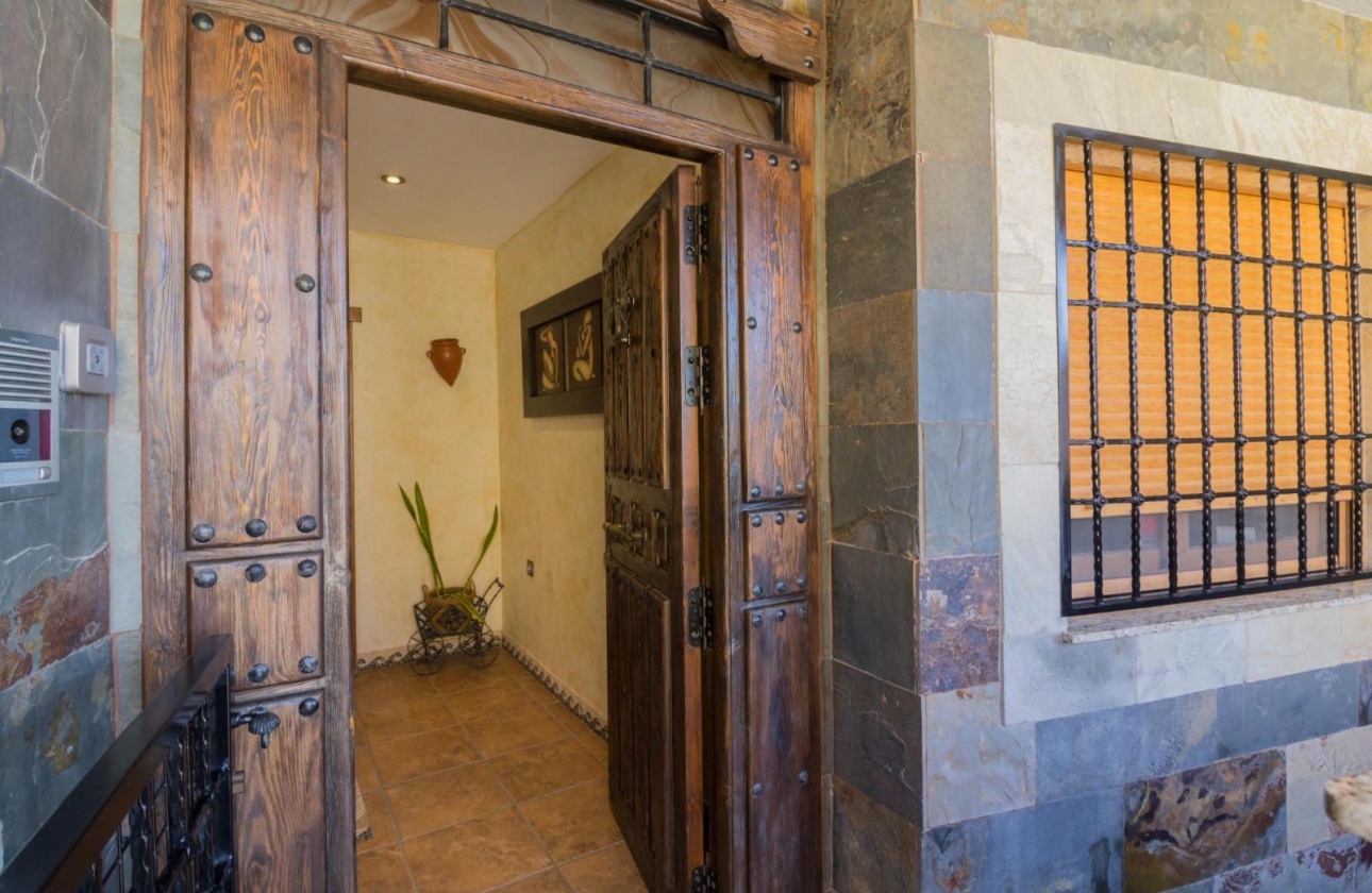 Revente - Villa - Redovan