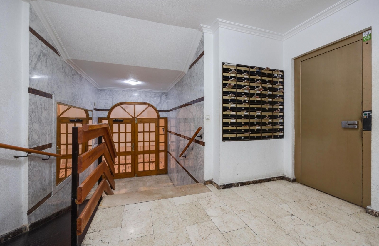 Wiederverkauf - Wohnung - Torrevieja - Curva del Palangre