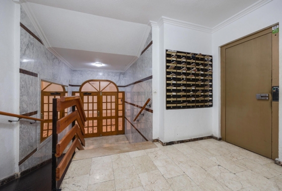 Wiederverkauf - Wohnung - Torrevieja - Curva del Palangre