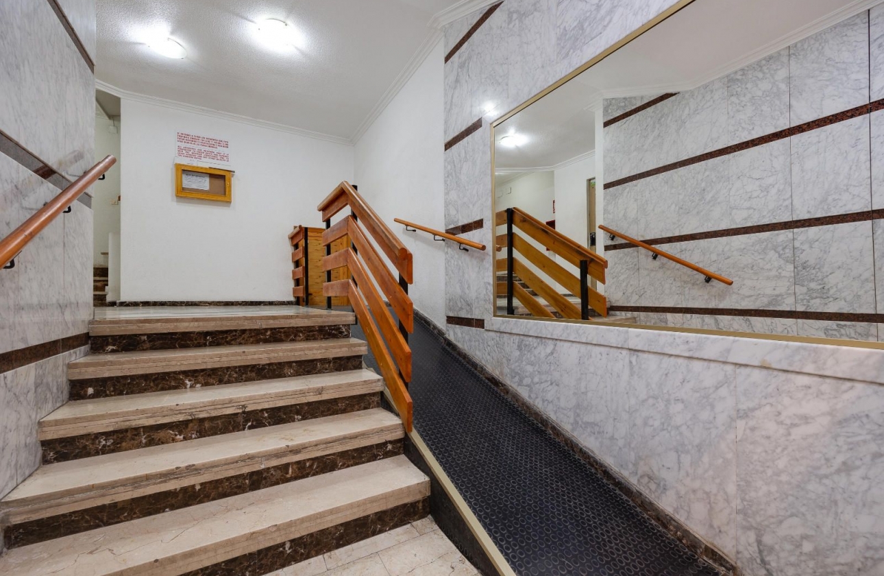 Wiederverkauf - Wohnung - Torrevieja - Curva del Palangre