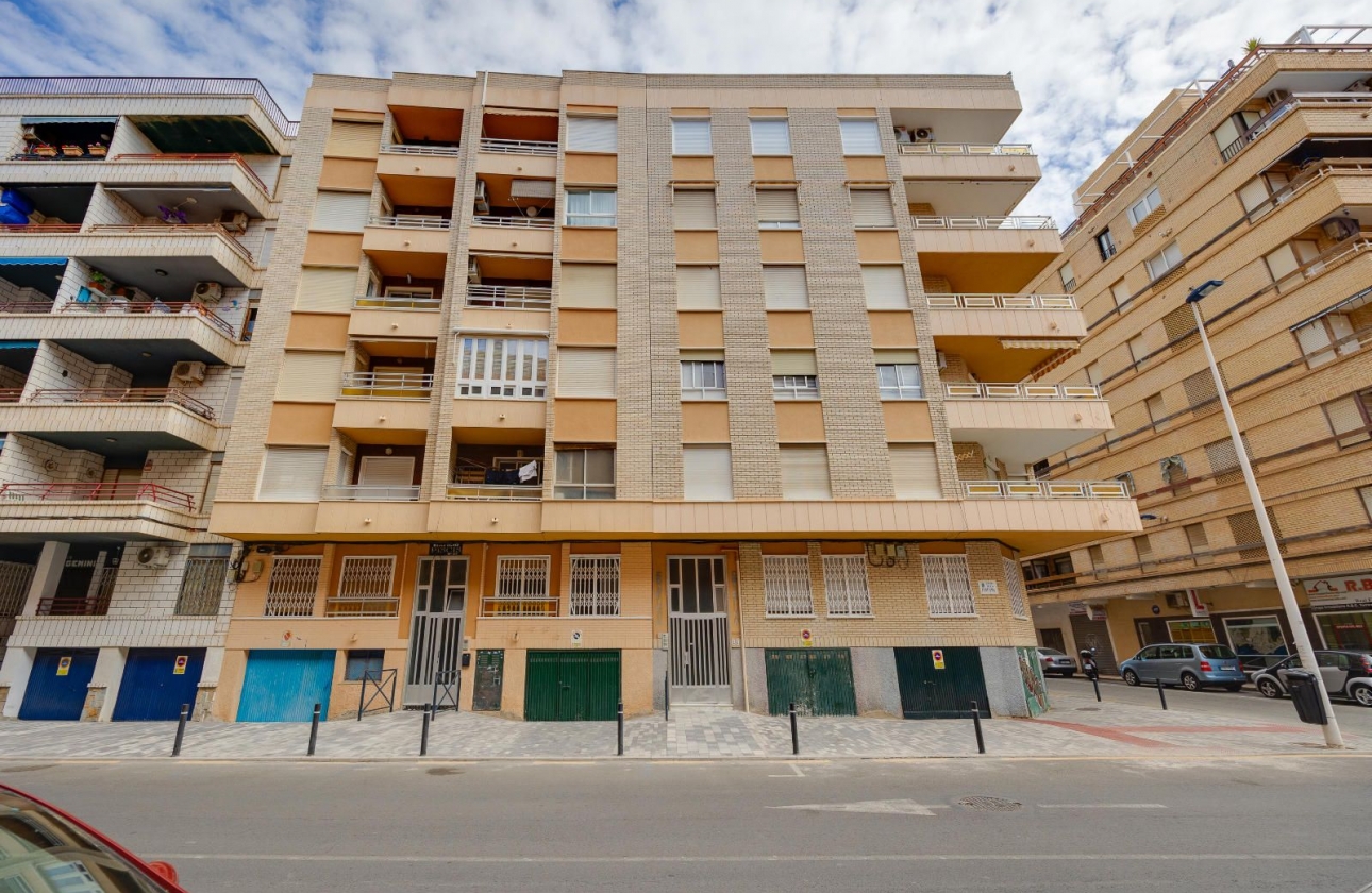 Resale - Apartment - Torrevieja - Playa del Cura