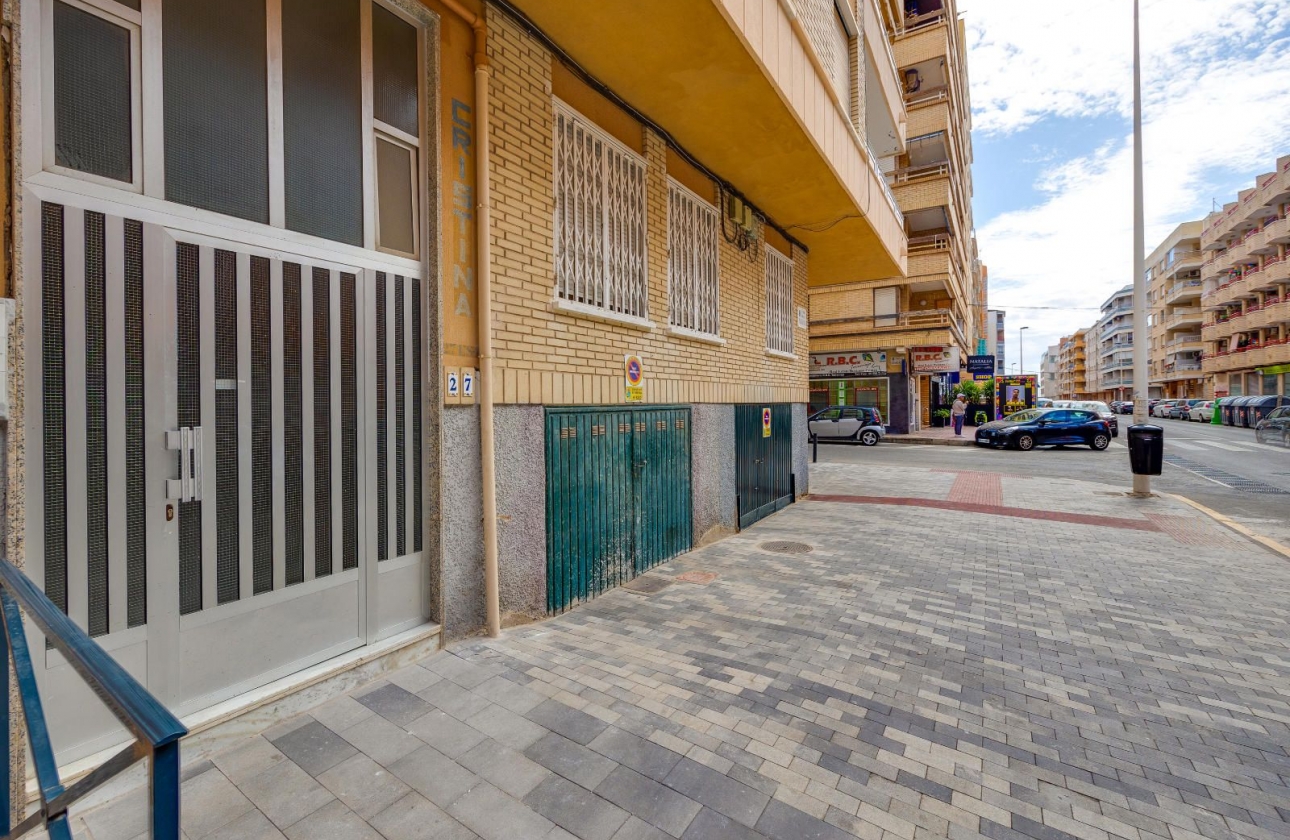 Resale - Apartment - Torrevieja - Playa del Cura