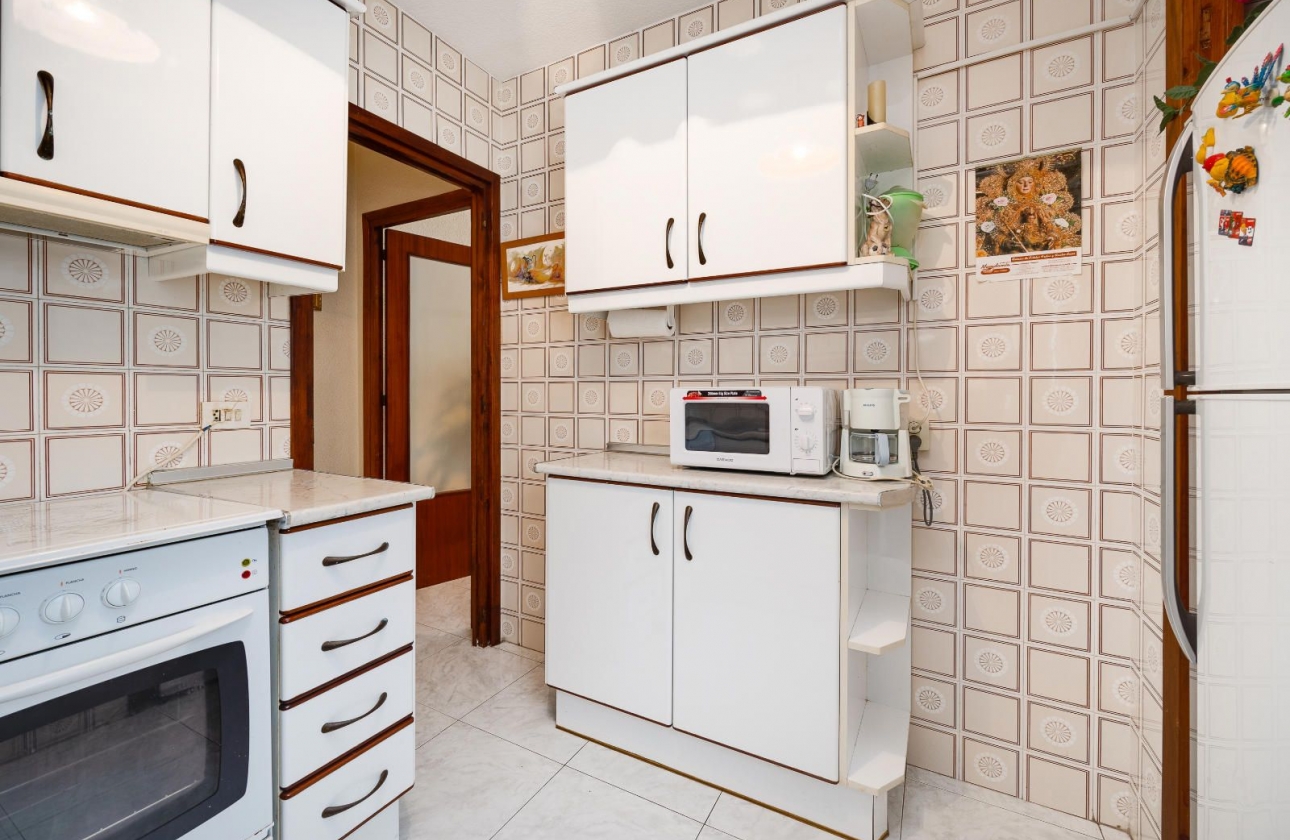 Resale - Apartment - Torrevieja - Playa del Cura