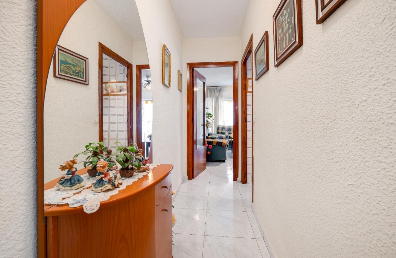 Resale - Apartment - Torrevieja - Playa del Cura