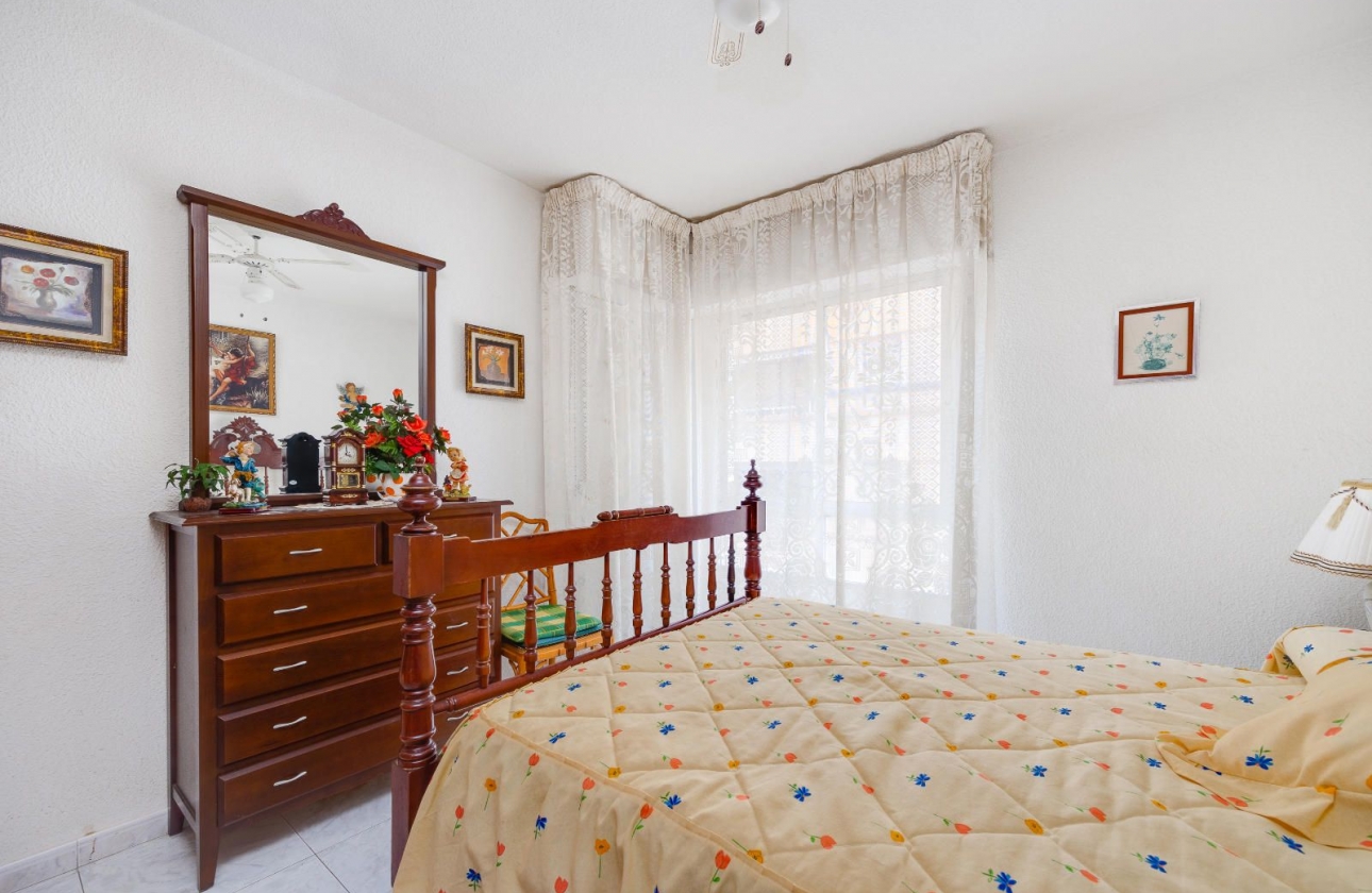 Resale - Apartment - Torrevieja - Playa del Cura