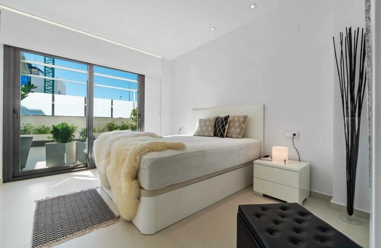 Resale - Villa - Orihuela Costa - Campoamor