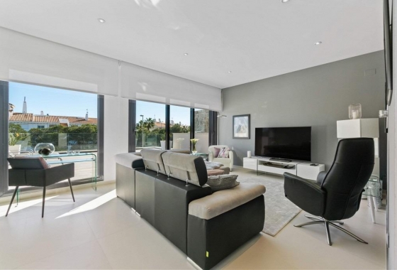 Resale - Villa - Orihuela Costa - Campoamor